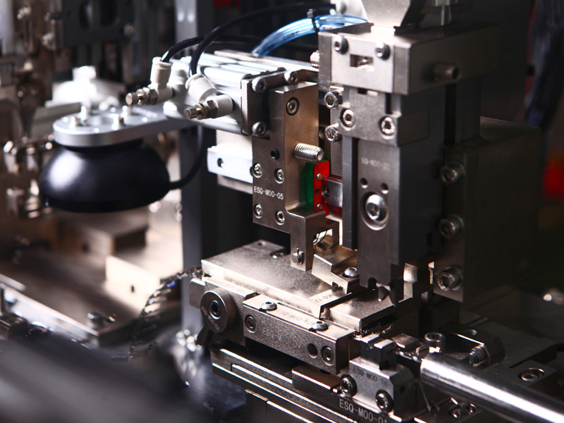 JM-600 Automatic Double Stripping Crimping Housing Inserting Machine