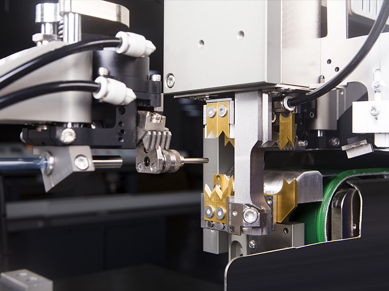 JM-555 Automatic Wire Crimping Machine(Cutting Stripping Crimping Seal Insertion Heat Shrink Tube Threading )